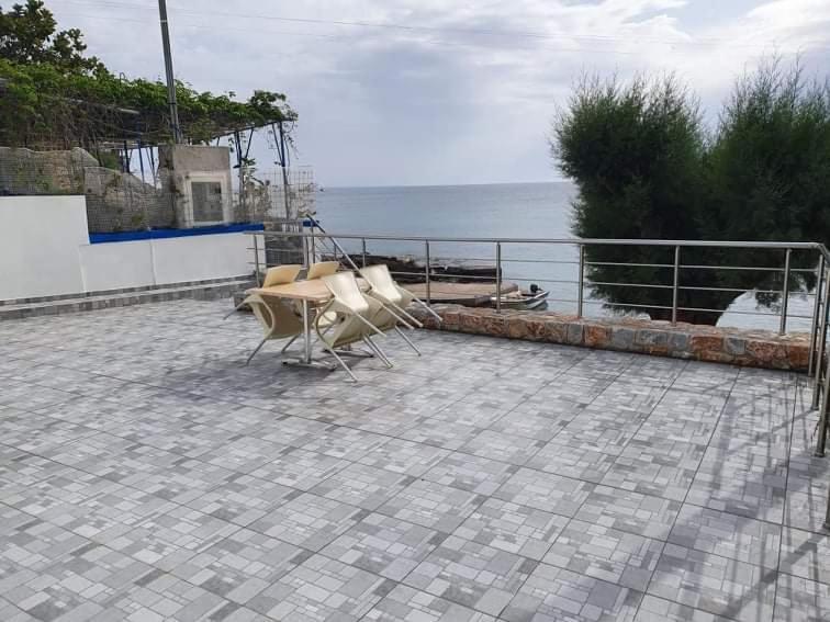 ルトロEdem House Finikasアパートメント エクステリア 写真